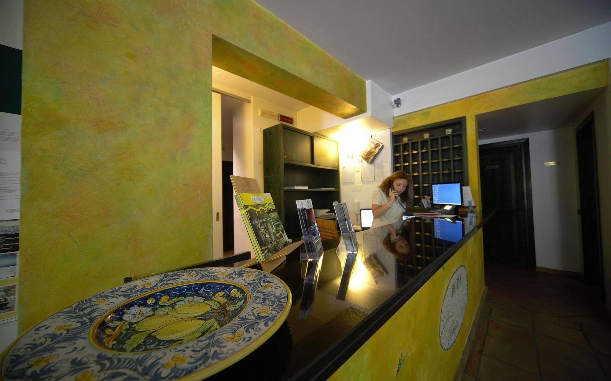 Hotel Borgo Verde Katanya Dış mekan fotoğraf